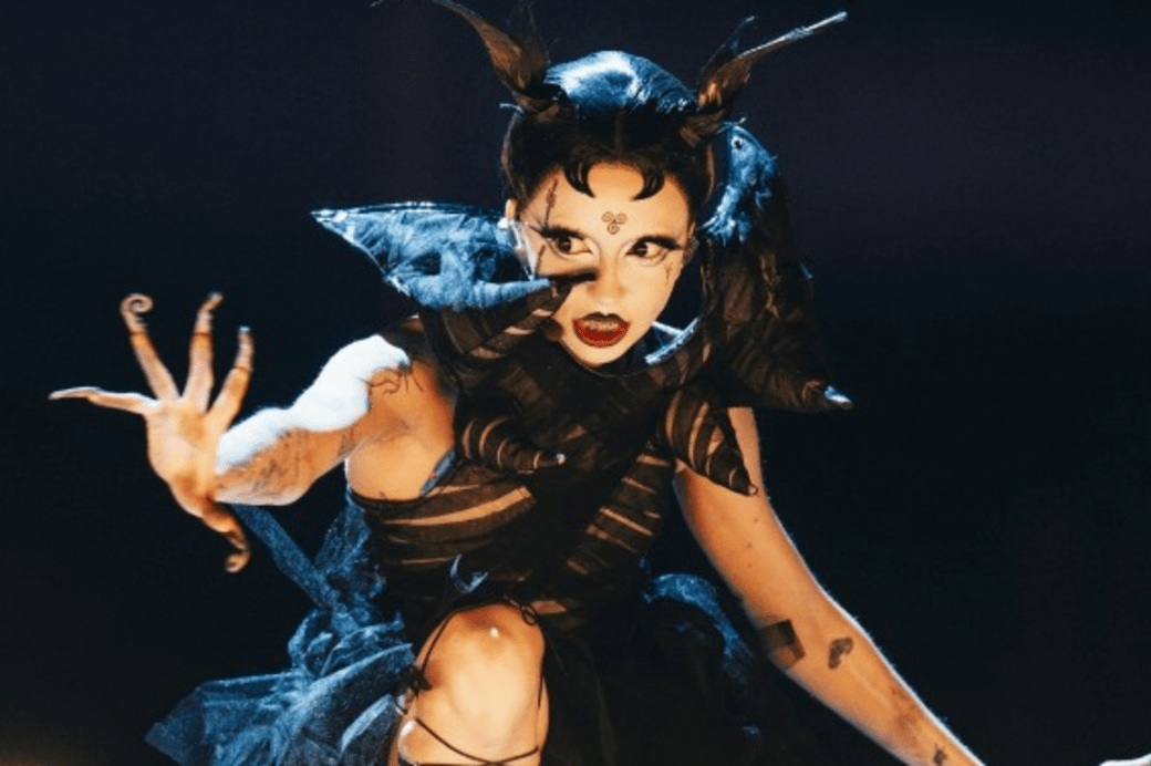 Eurovision 2024: Ξεσήκωσε και δίχασε η Ιρλανδία- Το πεντάλφα και η «θυσία» στον σατανά για τη νίκη