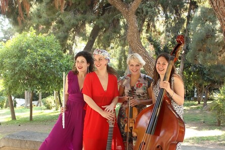 Ανδριάνα Μπάμπαλη & Quarderinas Quartet, Από τη Δύση ως την Άπω Ανατολή 