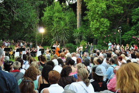 Athens Gardens festival: To καλοκαιρινό φεστιβάλ μουσικής στον Εθνικό Κήπο επιστρέφει
