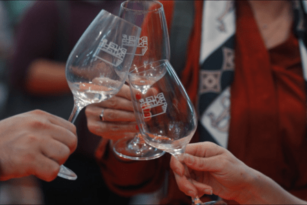 ΦΥΣΙΚΑ FYSIKA: Η πρώτη έκθεση φυσικών κρασιών έρχεται στην Αθήνα 