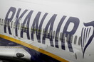 Δικαστήριο ζητά από τη Ryanair να σταματήσει τις υπερβολικές χρεώσεις για τις χειραποσκευές
