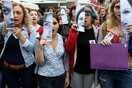 Σάλος στην Τουρκία: Νομοσχέδιο θα επιτρέπει την αποφυλάκιση των βιαστών αν παντρευτούν το θύμα τους