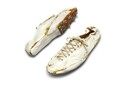 Ένα ζευγάρι από τα πρώτα, χειροποίητα παπούτσια της Nike για τρέξιμο θα πωληθεί για μία περιουσία
