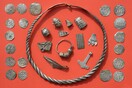 Ένα παιδί και ένας ερασιτέχνης αρχαιολόγος ανακάλυψαν θησαυρό Δανού βασιλιά του 10ου αιώνα