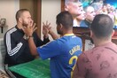 Πώς βλέπει ποδόσφαιρο κάποιος κωφός και τυφλός; Το συγκλονιστικό βίντεο με τον Βραζιλιάνο φίλαθλο
