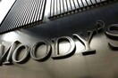 Η Moody’s αναβάθμισε το αξιόχρεο ελληνικών τραπεζών