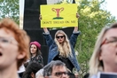 Δικαστής μπλόκαρε στο «παρά πέντε» το νόμο απαγόρευσης των αμβλώσεων στο Μιζούρι