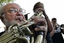 Η Φιλαρμονική της Νέας Υόρκης παίζει μουσική στις γειτονιές της πόλης (Βίντεο)