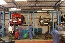 Car Service: Μια ιδιαίτερη έκθεση σ' ένα παλιό συνεργείο στους Αμπελόκηπους