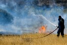 Φωτιά στον δήμο Σαρωνικού: Καλύτερη η εικόνα- Ολονύχτια μάχη με τις φλόγες και στην Ηλεία