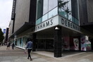 Κλείνουν τα καταστήματα Debenhams - 12.000 θέσεις εργασίας «στον αέρα»