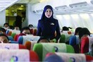 Υποχρεωτική μαντίλα σε μουσουλμάνες αεροσυνοδούς επιβάλλουν σε επαρχία στην Ινδονησία