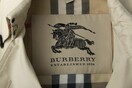Ο Burberry ανακοίνωσε πως καταργεί την αληθινή γούνα και δεν ξανακαίει απούλητα ρούχα