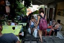 Οι Έλληνες «χρηματοδοτούν» τον εσωτερικό τουρισμό με 2 δισ. ευρώ ετησίως - Τι δείχνουν τα στοιχεία