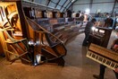 Βρετανία: Ένας χώρος για μουσική και παραστάσεις φτιάχτηκε από ανακυκλωμένα πιάνα