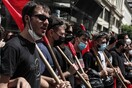 Απεργία ΓΣΕΕ-ΑΔΕΔΥ: Εικόνες από την πορεία κατά του εργασιακού νομοσχεδίου- Παρόντες Τσίπρας, Κουτσούμπας, Βαρουφάκης, Γεννηματά