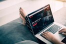 Νέα λειτουργία στο Netflix: Πώς να βλέπετε σειρές και ταινίες «μερικώς κατεβασμένες»