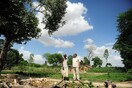 Οι ζωντανοί νεκροί της Ινδίας: Πιστοποιητικό θανάτου για ένα κομμάτι γης - «Με κοιτούσαν σαν φάντασμα»