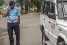 «Έγκλημα τιμής» στην Ινδία: Συνελήφθη έφηβος που αποκεφάλισε την αδερφή του ενώ η μητέρα τής κρατούσε τα πόδια 