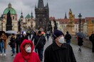 Η Τσεχία καταργεί τον υποχρεωτικό εμβολιασμό: «Δεν θέλουμε διχασμό στην κοινωνία»