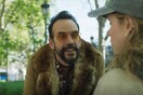 O Πάνος Μουζουράκης πρωταγωνιστεί στην ισπανική σειρά «Nasdrovia» και μιλά για τον εκτελεστή που υποδύεται 
