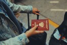 Η Ρωσία εκδίδει διαβατήρια στους Ουκρανούς πολίτες της Μελιτόποληw και Χερσώνας