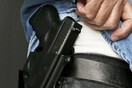 Η Νέα Υόρκη απαγορεύει τα όπλα σε πολλούς δημόσιους χώρους μετά την απόφαση του Ανώτατου Δικαστηρίου