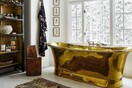Μέσα στο μπάνιο της Κένταλ Τζένερ- Κεντρικό στοιχείο, η χρυσή μπανιέρα