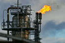 Guardian: Η Κομισιόν δεν θα επιβάλει πλαφόν στην τιμή του ρωσικού αερίου - Έκτακτος φόρος σε επιχειρήσεις
