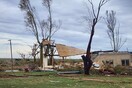 Αυστραλία: Ο κυκλώνας «Ilsa» πλήττει περιοχές στα δυτικά της χώρας - Άνεμοι έως 288 χλμ. την ώρα