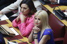 Σκέρτσος: Προσβλητική και ξεπερασμένη η παρουσίαση γυναικών βουλευτών ως «κομψών κυριών»