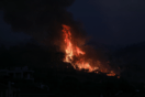 Φωτιά τώρα στη Χίο- Προκλήθηκε από τροχαίο