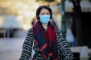 Κορωνοϊός: Ανησυχία για την έξαρση- Σήμερα η ανακοίνωση του ΕΟΔΥ για τις μάσκες