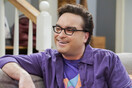 Ο Τζόνι Γκαλέκι του Big Bang Theory παντρεύτηκε και έγινε μπαμπάς