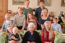 Η Κέιτ Μίντλετον έκανε photoshop και σε άλλη φωτογραφία με τα παιδιά της και τη βασίλισσα Ελισάβετ, λένε από το Getty