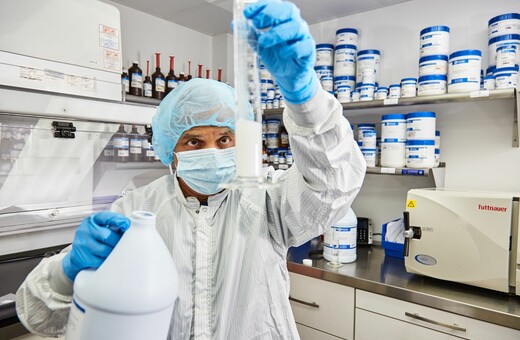 Κορωνοϊός: Η Γαλλία διέταξε έρευνα για την υδροξυχλωροκίνη - «Ανησυχητικά» τα αποτελέσματα μελέτης