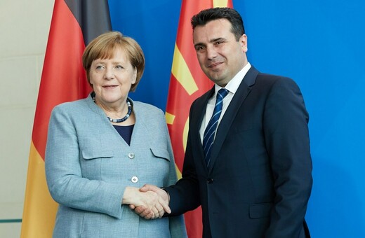 Η Μέρκελ αποκάλεσε τα Σκόπια «Μακεδονία» και δήλωσε ότι η λύση του ονοματολογικού είναι κοντά