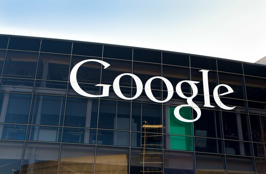 H Google αποσύρει τις διαφημίσεις των κέντρων απεξάρτησης παγκοσμίως