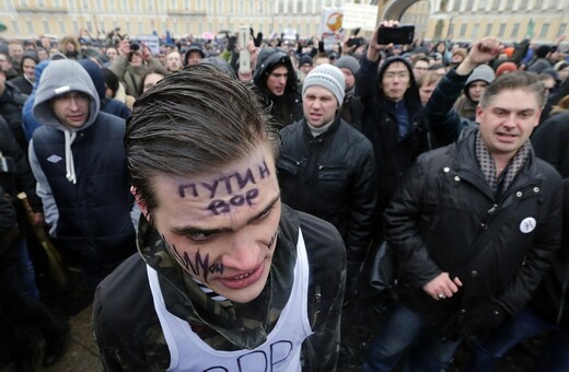 Μόσχα: Χιλιάδες άνθρωποι διαδήλωσαν κατά της διαφθοράς - Σε 700 προσαγωγές προχώρησε η αστυνομία