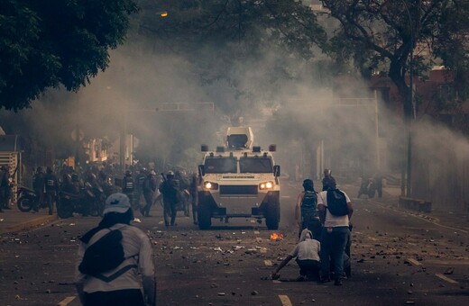 Βενεζουέλα: Τρεις νεκροί στις χθεσινές συγκεντρώσεις - Ξανά στους δρόμους οι διαδηλωτές