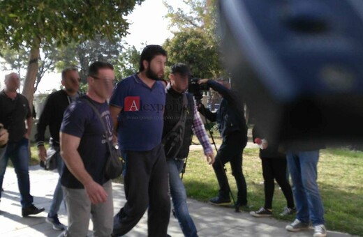 Στην εισαγγελέα ο τζιχαντιστής που συνελήφθη στην Αλεξανδρούπολη - Οι πρώτες φωτογραφίες
