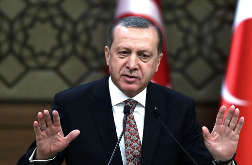 Φιάσκο του ΑΠΕ με τις δηλώσεις Ερντογάν ― Δεν μίλησε ο ίδιος για δημοψήφισμα