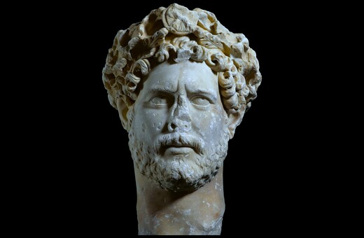 Το Μουσείο της Ακρόπολης τιμά τον Αδριανό, τον καλό αυτοκράτορα που αγάπησε την Αθήνα