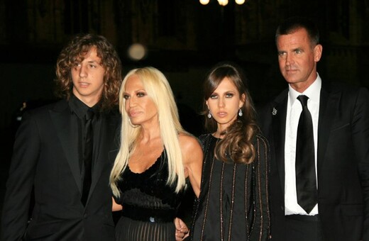 Η οικογένεια Versace επιτίθεται στο American Crime Story με μια σκληρή ανακοίνωση
