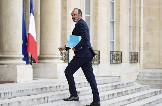 Γαλλία: Έρευνα σε βάρος του πρώην, πλέον, πρωθυπουργού και 2 πρώην υπ. Υγείας για τη διαχείριση του κορωνοϊού