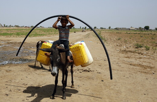 Unicef: 347 εκατ. παιδιά στη νότια Ασία πλήττονται από την έλλειψη νερού