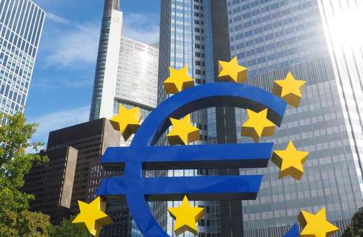 ΕΚΤ: Αμετάβλητα τα επιτόκια - Σταδιακή η μείωση του πληθωρισμού