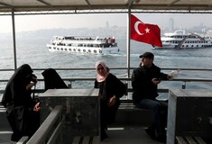 Πλούσιοι Τούρκοι «εξαγοράζουν» την είσοδό τους στην ΕΕ - Παίρνουν «χρυσή βίζα» στην Ελλάδα