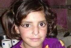 Ο ομαδικός βιασμός της 8χρονης Ασίφα προκαλεί οργή στην Ινδία