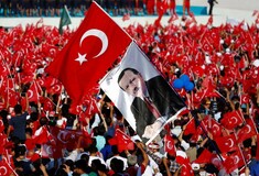 Τούρκος καθηγητής για τις προκλήσεις Ερντογάν με τη Λωζάνη: Η επόμενη προβοκάτσια του θα είναι ο πόλεμος